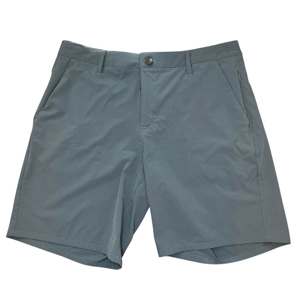 Vuori aim short 8” Blue Sea Slub Stripe activewear Athliesure size 33 casual